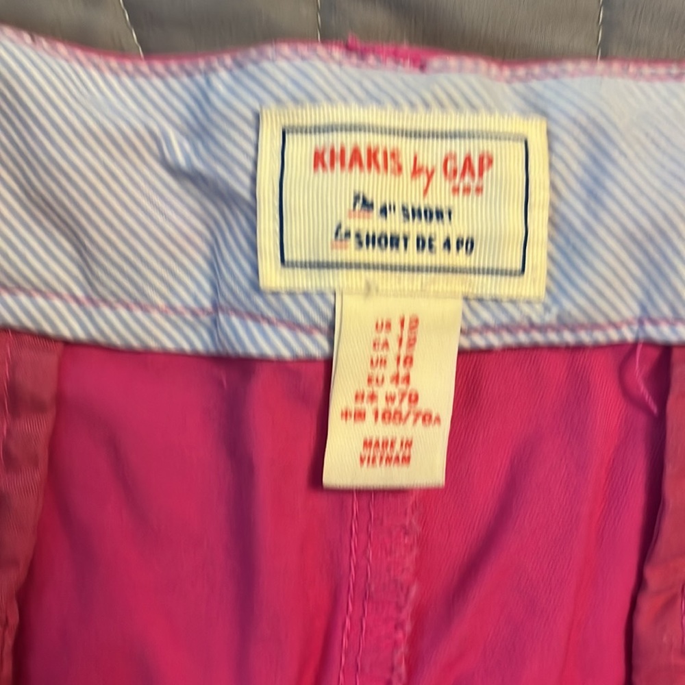 Gap pink shorts - Picture 3 of 3
